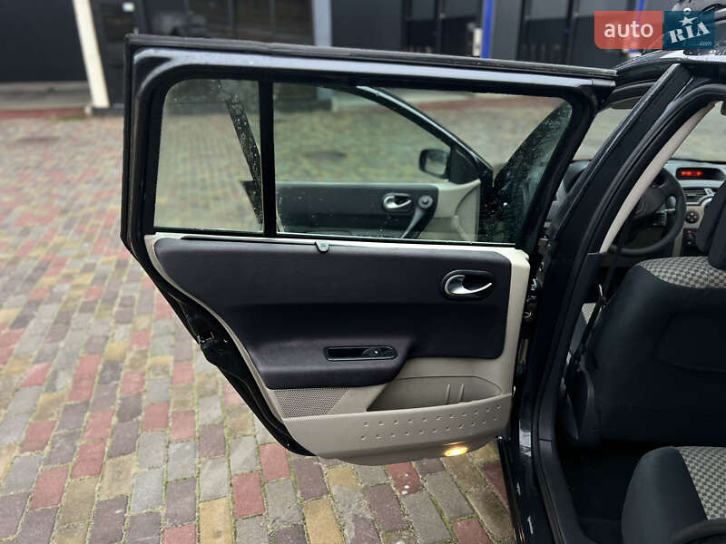 Універсал Renault Megane 2004 в Харкові фото 16 Універсал Renault Megane 2004 в Харкові