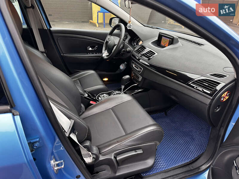 Універсал Renault Megane 2012 в Дніпрі