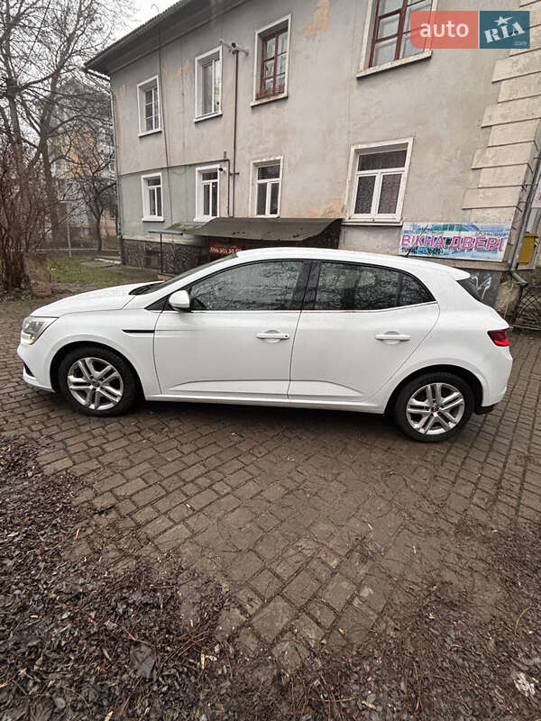 Хетчбек Renault Megane 2017 в Івано-Франківську