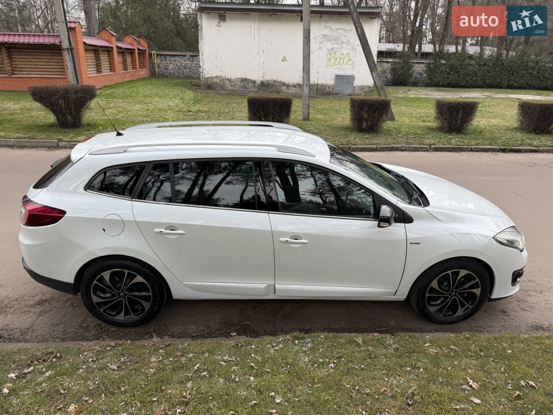 2015 Renault Megane - мініатюра 9