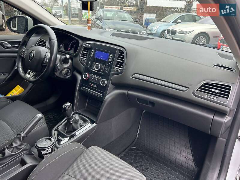 Седан Renault Megane 2019 в Одессе фото 34 Седан Renault Megane 2019 в Одессе