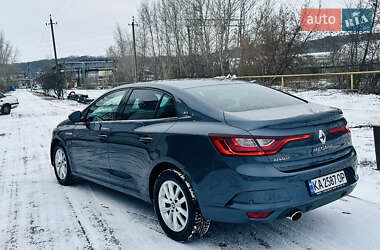 Седан Renault Megane 2017 в Обухове