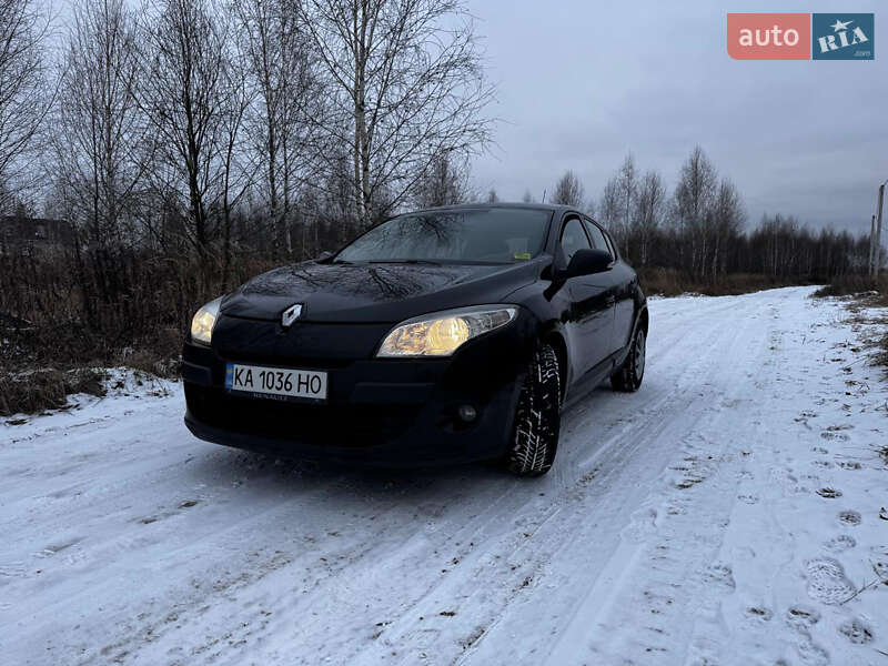 Хэтчбек Renault Megane 2012 в Киеве фото 2 Хэтчбек Renault Megane 2012 в Киеве