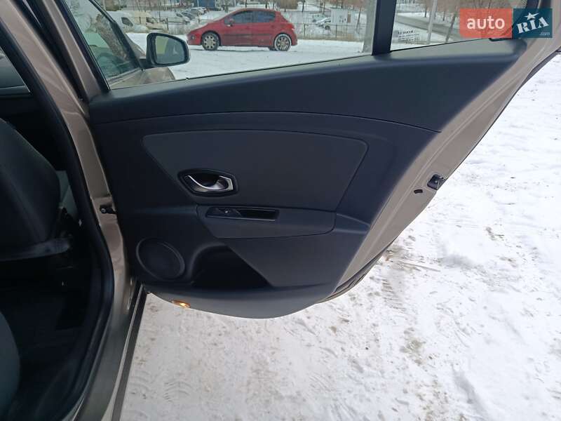 Универсал Renault Megane 2010 в Полтаве