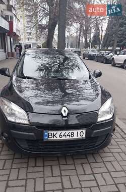 Хэтчбек Renault Megane 2010 в Гоще