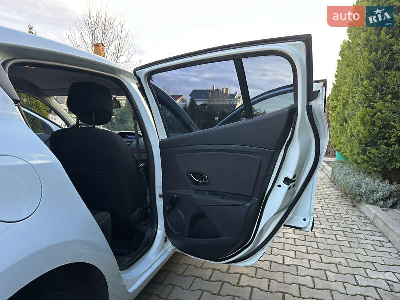 Хэтчбек Renault Megane 2014 в Одессе фото 27 Хэтчбек Renault Megane 2014 в Одессе