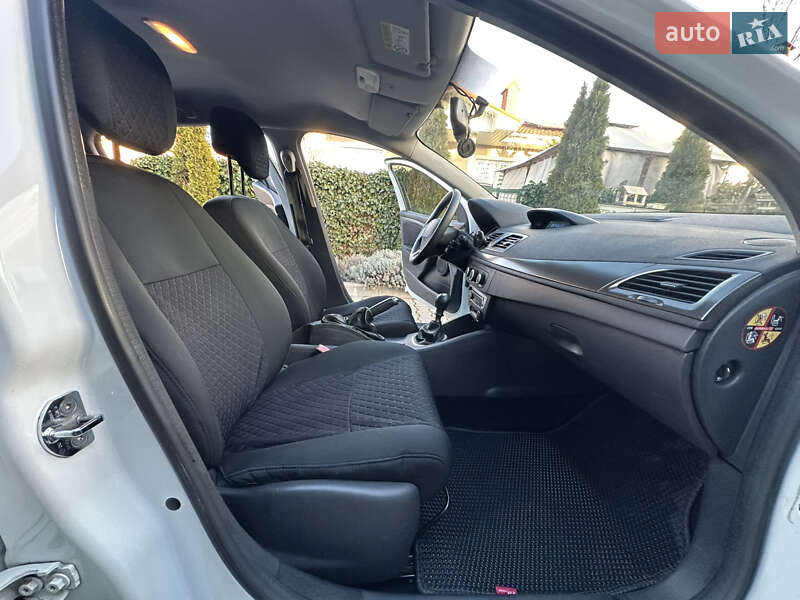 Хэтчбек Renault Megane 2014 в Одессе фото 33 Хэтчбек Renault Megane 2014 в Одессе