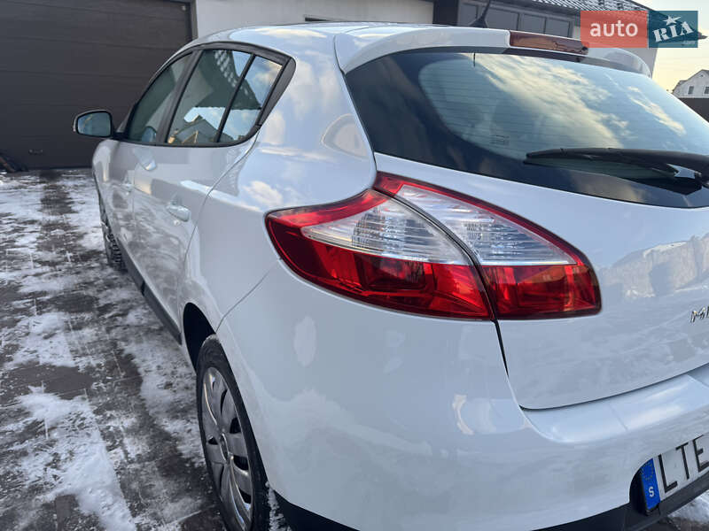 Хетчбек Renault Megane 2011 в Радивиліві фото 23 Хетчбек Renault Megane 2011 в Радивиліві