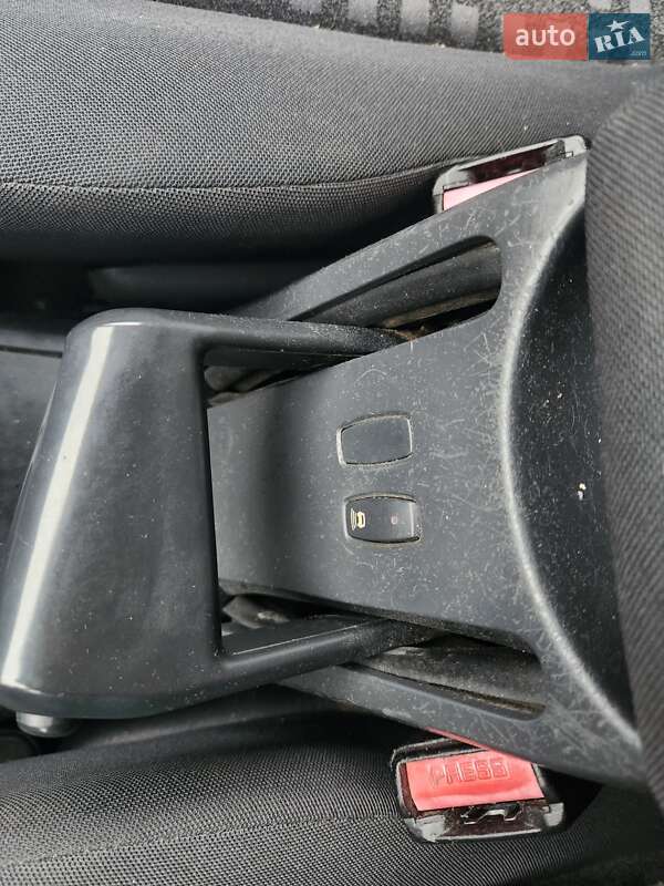 Универсал Renault Megane 2007 в Полтаве фото 31 Универсал Renault Megane 2007 в Полтаве