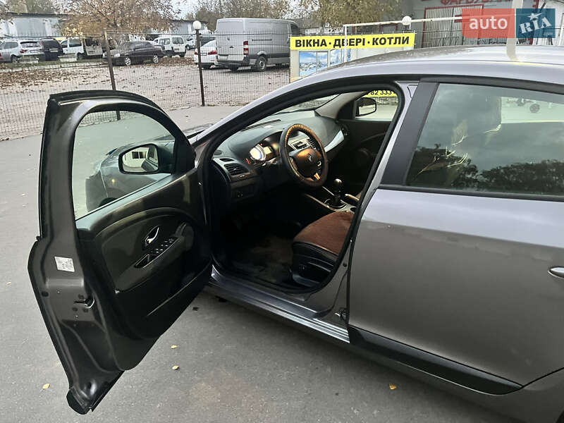 Хетчбек Renault Megane 2014 в Бару