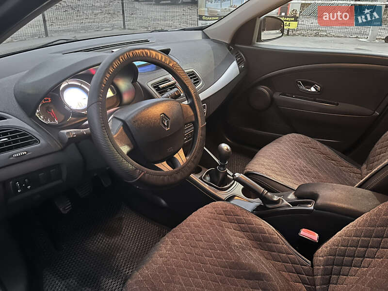 Хетчбек Renault Megane 2014 в Бару