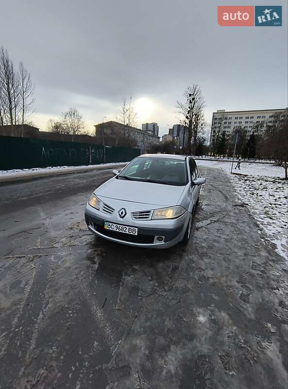 Седан Renault Megane 2007 в Тлумачі