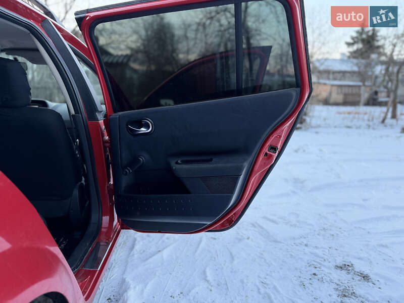 Універсал Renault Megane 2007 в Володимирі фото 49 Універсал Renault Megane 2007 в Володимирі