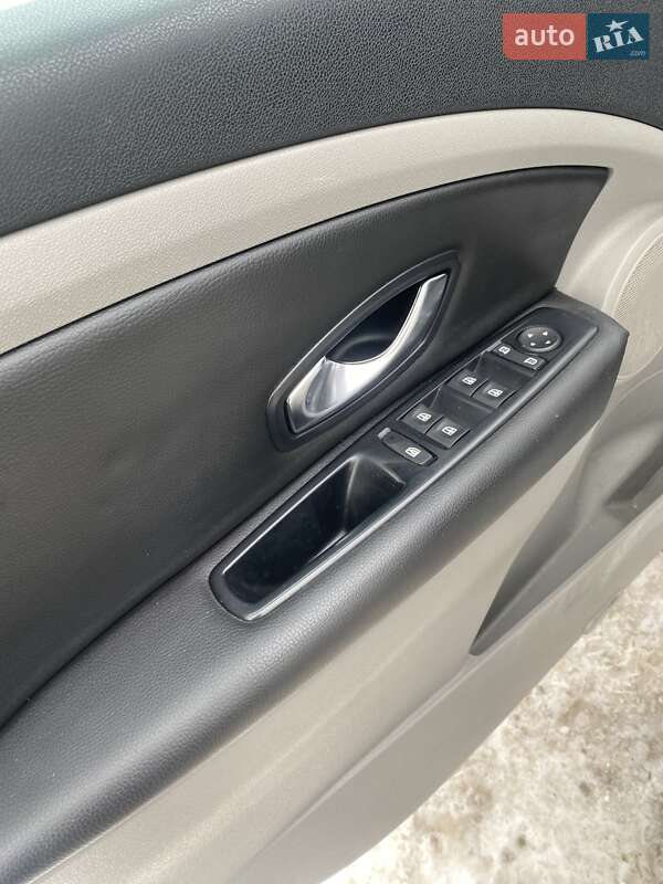 Універсал Renault Megane 2010 в Сумах