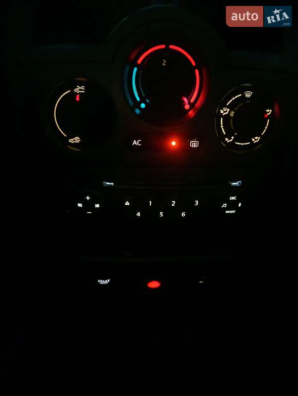 Хэтчбек Renault Megane 2006 в Львове фото 3 Хэтчбек Renault Megane 2006 в Львове