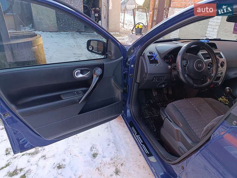 Хэтчбек Renault Megane 2006 в Львове фото 17 Хэтчбек Renault Megane 2006 в Львове