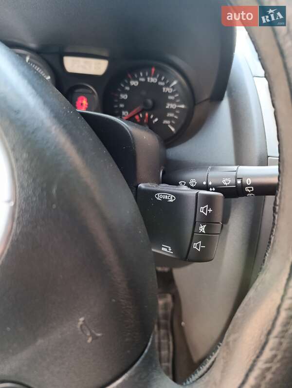 Хэтчбек Renault Megane 2006 в Львове фото 60 Хэтчбек Renault Megane 2006 в Львове