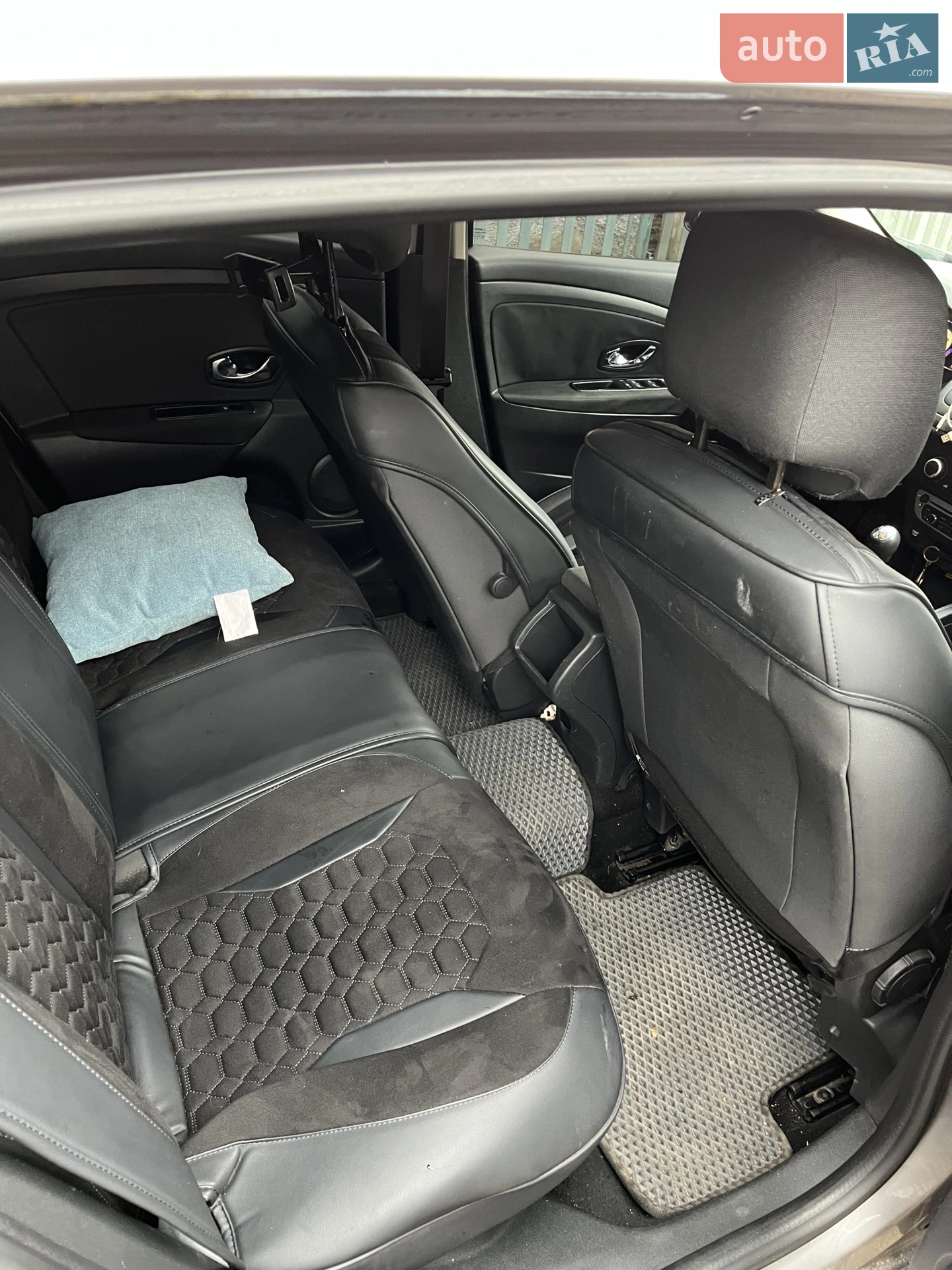 2013 Renault Megane - мініатюра 10