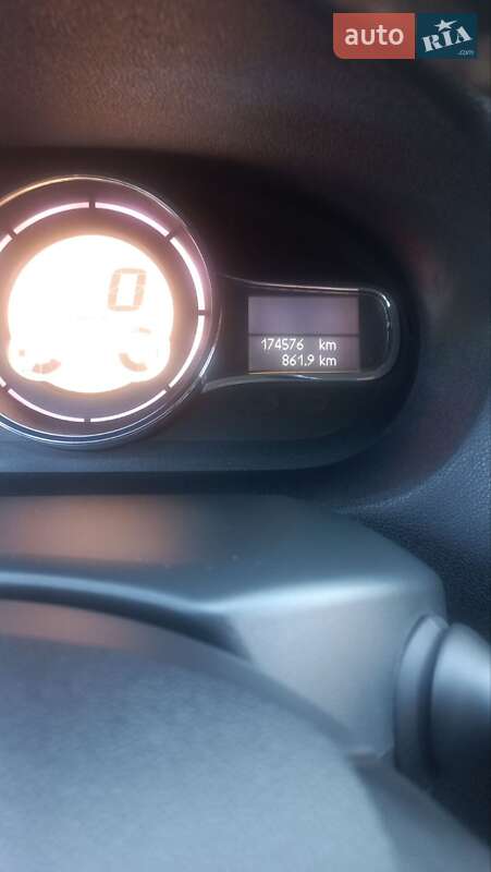 Универсал Renault Megane 2012 в Луцке фото 7 Универсал Renault Megane 2012 в Луцке