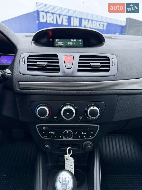 Універсал Renault Megane 2010 в Полтаві фото 82 Універсал Renault Megane 2010 в Полтаві