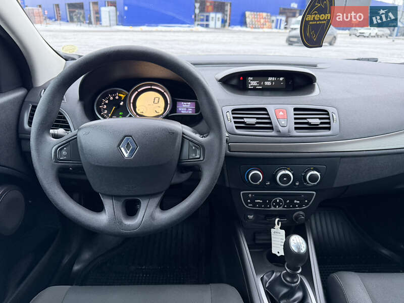 Універсал Renault Megane 2010 в Полтаві фото 95 Універсал Renault Megane 2010 в Полтаві