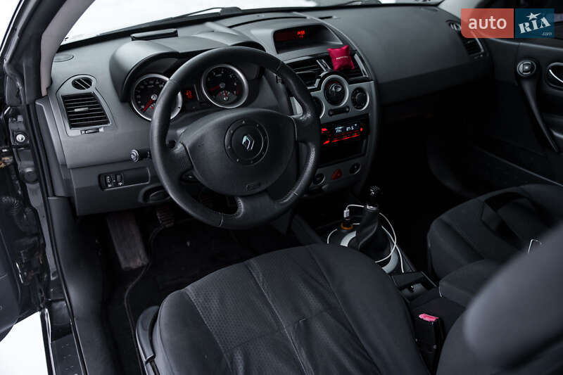 Кабріолет Renault Megane 2004 в Києві