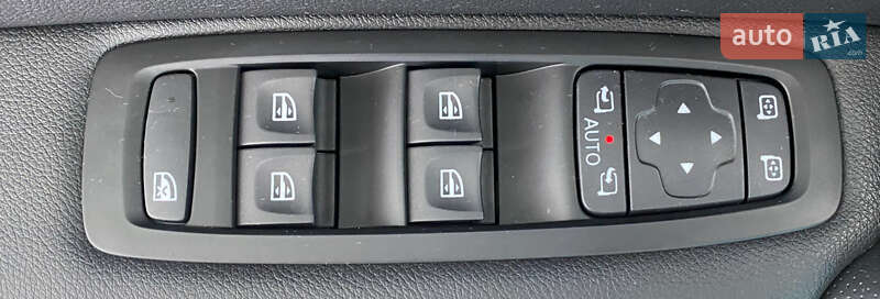 Универсал Renault Megane 2017 в Львове фото 15 Универсал Renault Megane 2017 в Львове