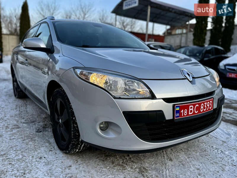 Универсал Renault Megane 2011 в Ровно фото 3 Универсал Renault Megane 2011 в Ровно