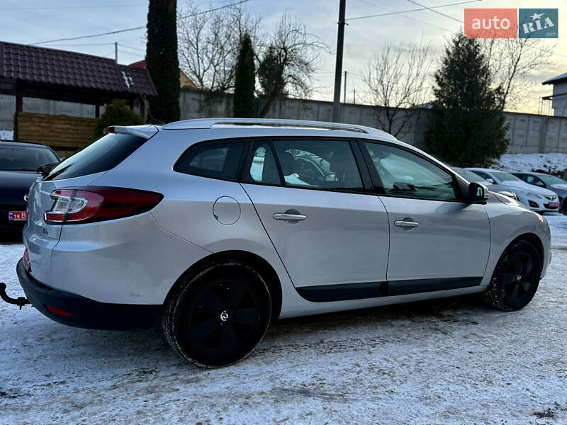 Универсал Renault Megane 2011 в Ровно фото 6 Универсал Renault Megane 2011 в Ровно