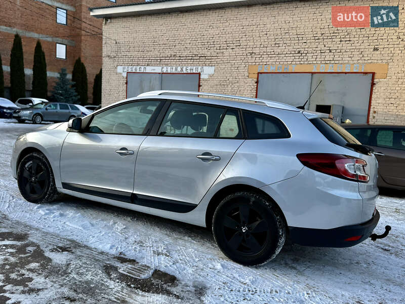 Универсал Renault Megane 2011 в Ровно фото 10 Универсал Renault Megane 2011 в Ровно