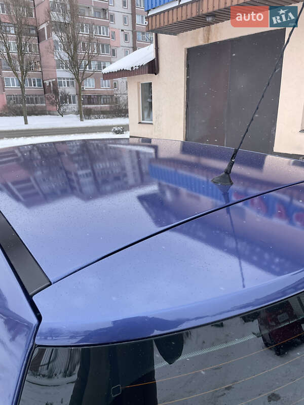 Хэтчбек Renault Megane 2004 в Каменском фото 38 Хэтчбек Renault Megane 2004 в Каменском