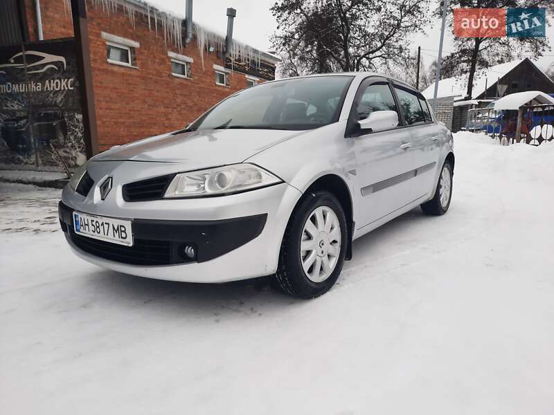 Седан Renault Megane 2006 в Лубнах