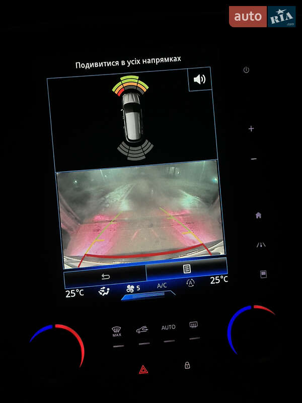 Универсал Renault Megane 2017 в Белгороде-Днестровском фото 23 Универсал Renault Megane 2017 в Белгороде-Днестровском