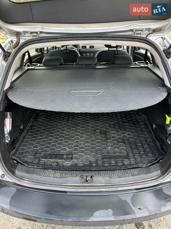 Универсал Renault Megane 2012 в Николаеве фото 15 Универсал Renault Megane 2012 в Николаеве