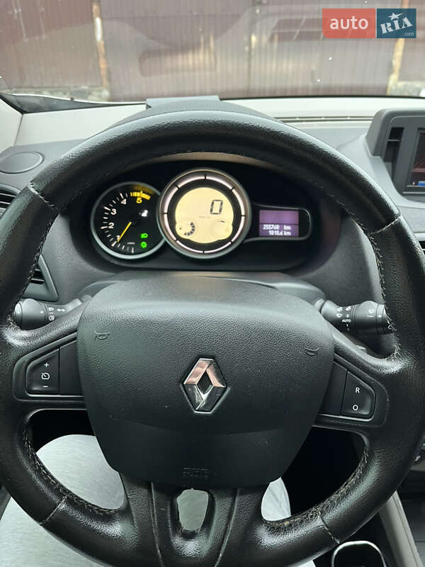 Универсал Renault Megane 2010 в Виннице фото 17 Универсал Renault Megane 2010 в Виннице
