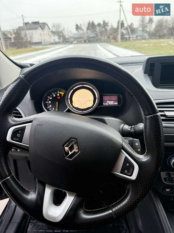 Хэтчбек Renault Megane 2011 в Тернополе