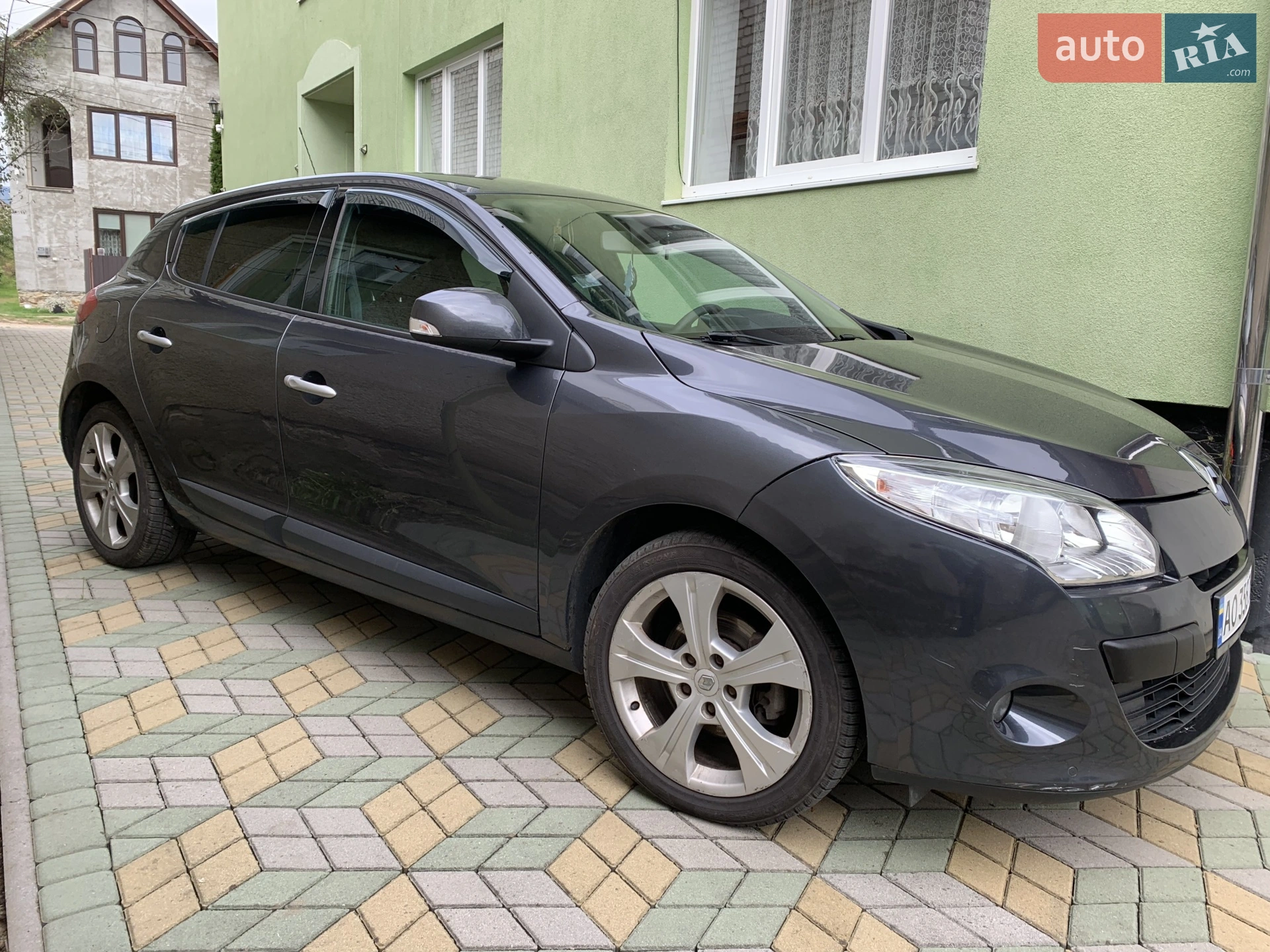 2010 Renault Megane - мініатюра 2