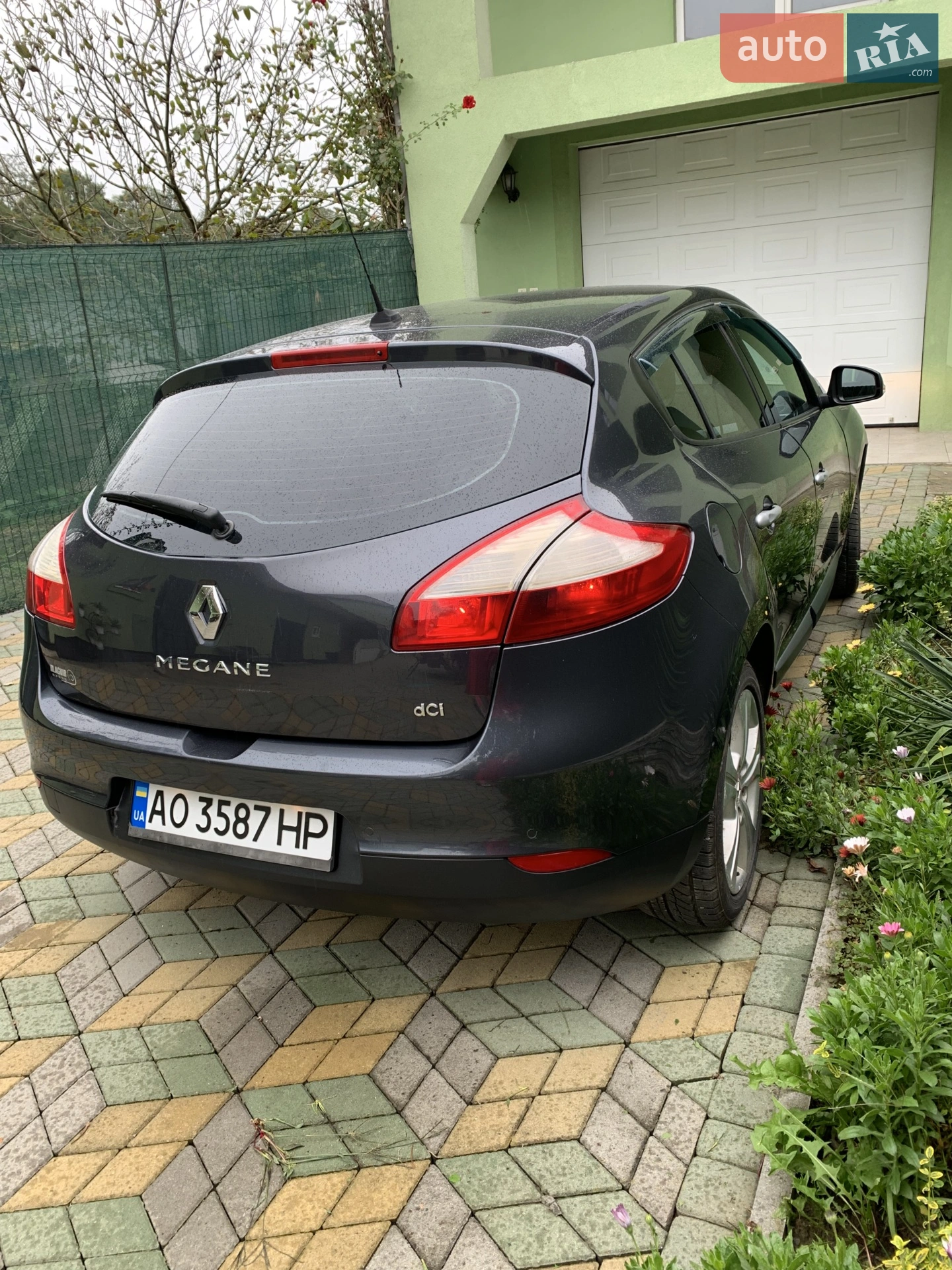 2010 Renault Megane - мініатюра 11