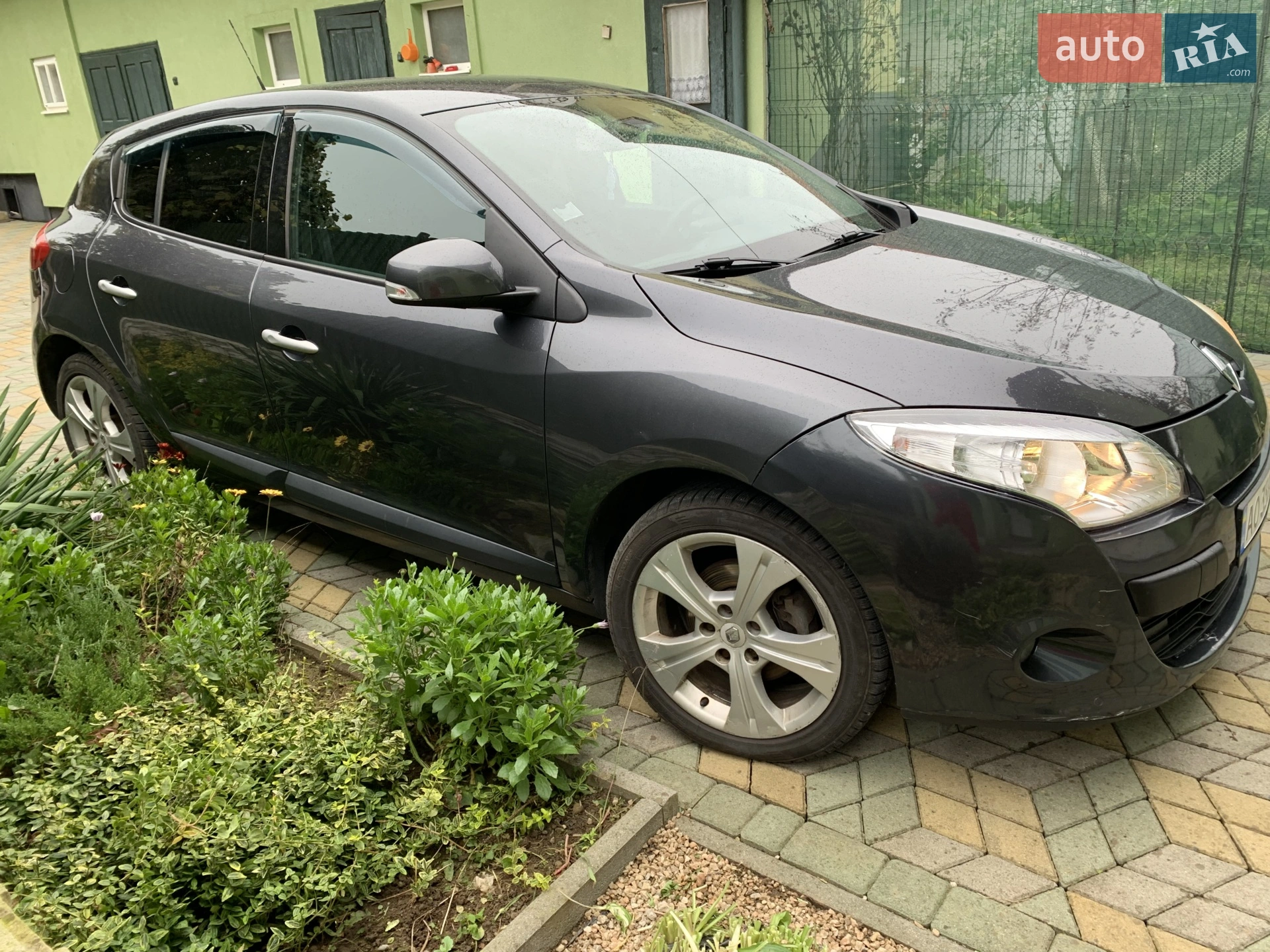 2010 Renault Megane - мініатюра 17