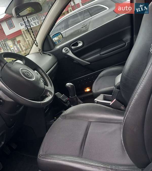 Хэтчбек Renault Megane 2008 в Городке