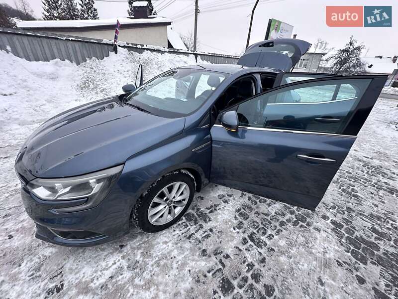 Хэтчбек Renault Megane 2017 в Львове фото 29 Хэтчбек Renault Megane 2017 в Львове