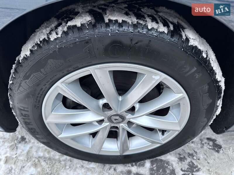 Хэтчбек Renault Megane 2017 в Львове фото 40 Хэтчбек Renault Megane 2017 в Львове