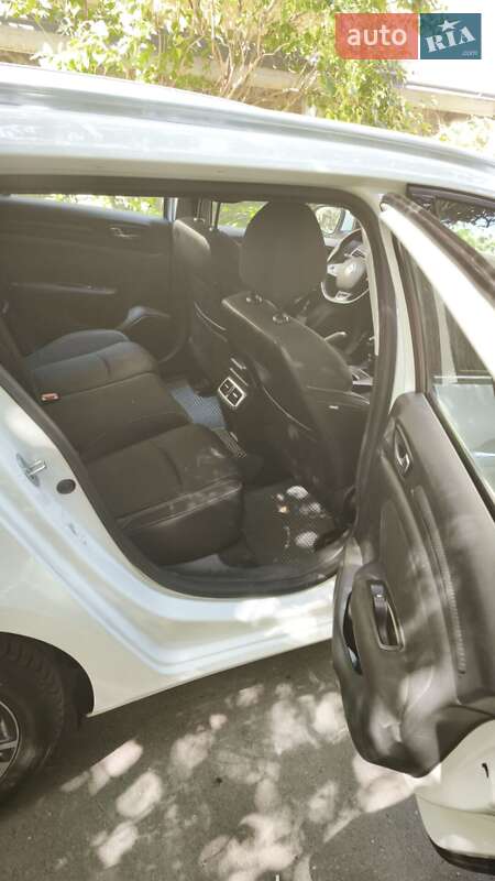 Универсал Renault Megane 2017 в Киеве