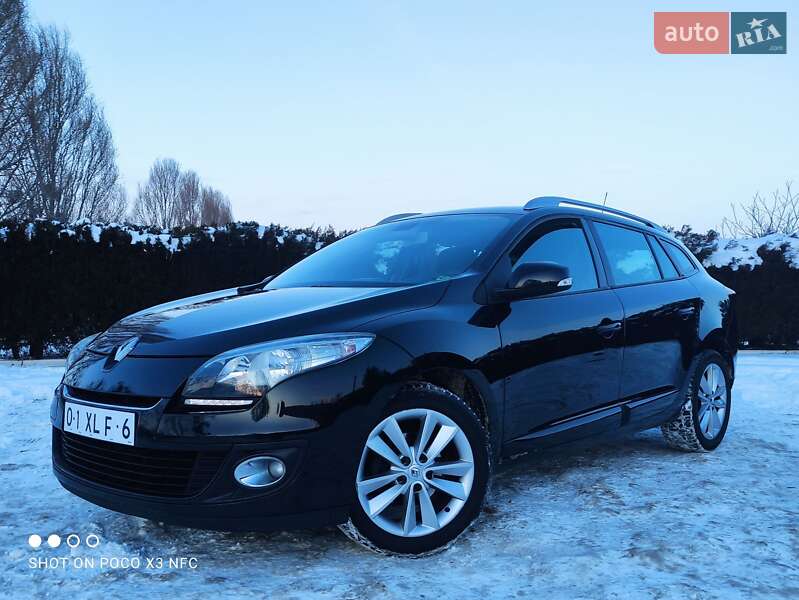 Универсал Renault Megane 2012 в Змиеве фото Универсал Renault Megane 2012 в Змиеве