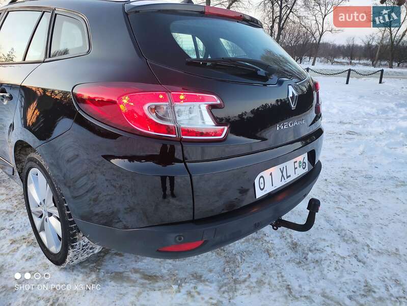 Универсал Renault Megane 2012 в Змиеве фото 29 Универсал Renault Megane 2012 в Змиеве