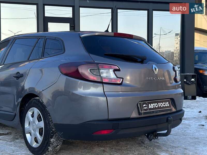 Универсал Renault Megane 2011 в Киеве фото 6 Универсал Renault Megane 2011 в Киеве