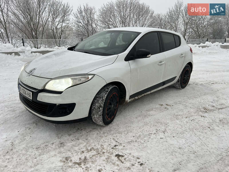 Хэтчбек Renault Megane 2013 в Тернополе фото Хэтчбек Renault Megane 2013 в Тернополе