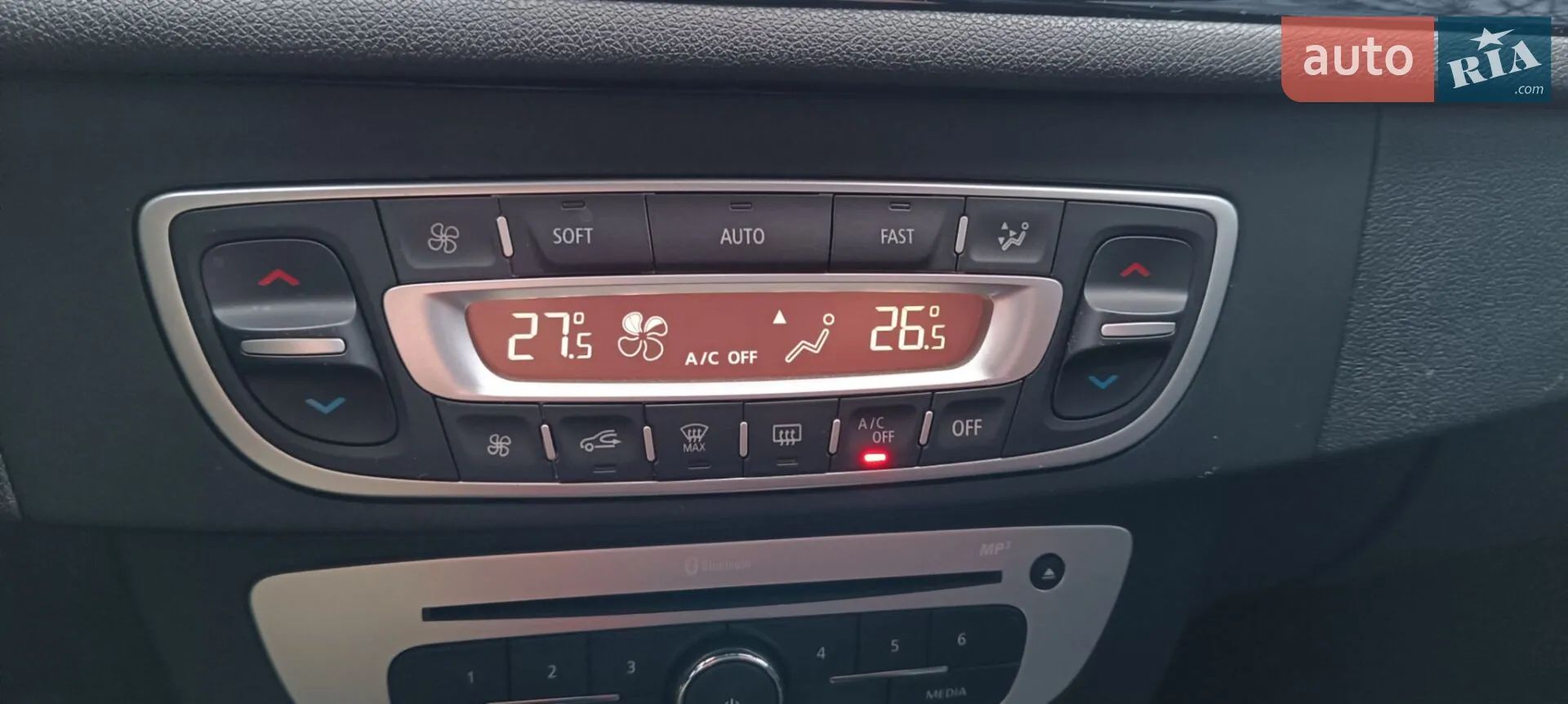 2016 Renault Megane - мініатюра 21