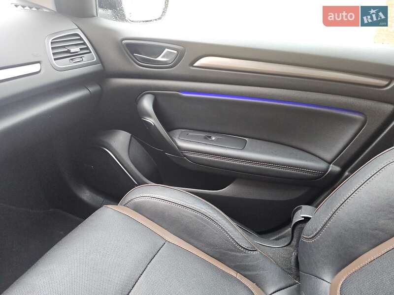 Универсал Renault Megane 2018 в Стрые фото 44 Универсал Renault Megane 2018 в Стрые
