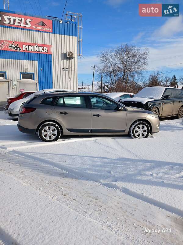 Универсал Renault Megane 2009 в Кривом Роге фото 15 Универсал Renault Megane 2009 в Кривом Роге